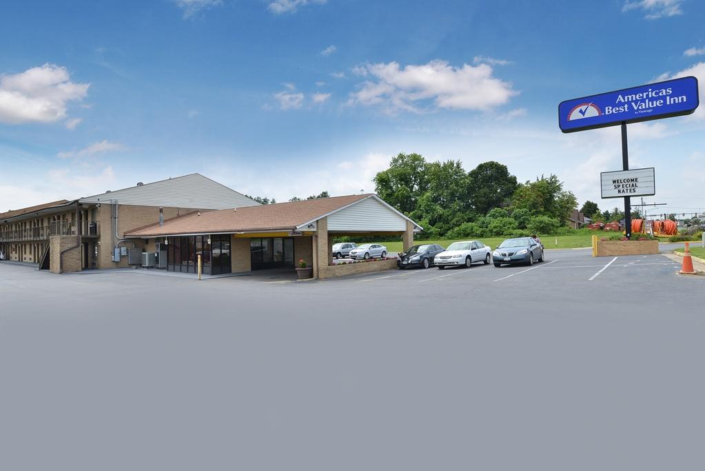 Americas Best Value Inn - Fredericksburg North Exterior foto